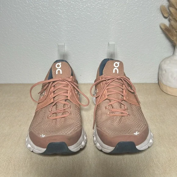 On Running Cloudswift 2.0 Sneakers in Blush and Blue Size 11 MSRP $199 - Picture 8 of 16